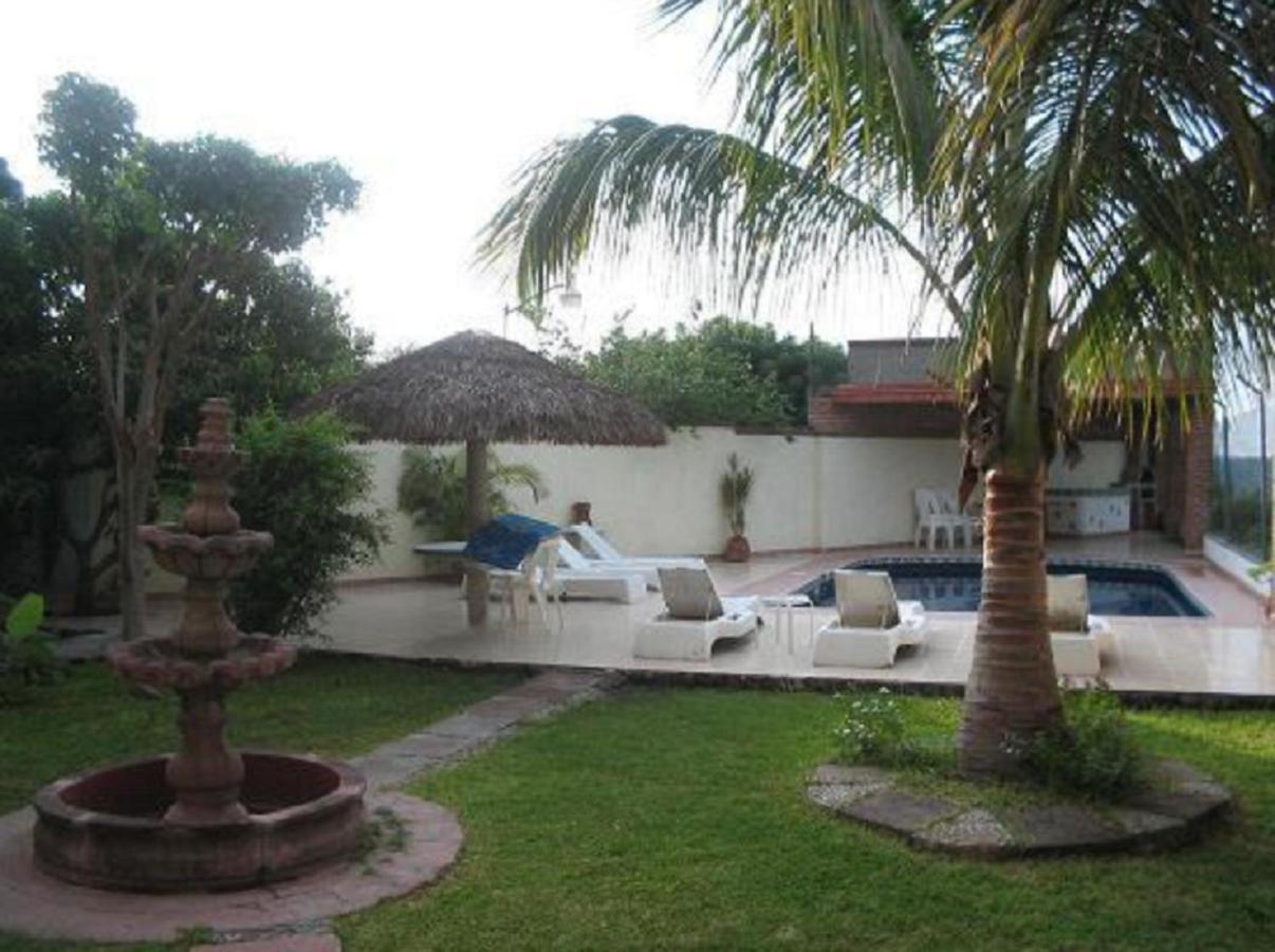 Casa Circuito Del Lago Tequesquitengo Bagian luar foto